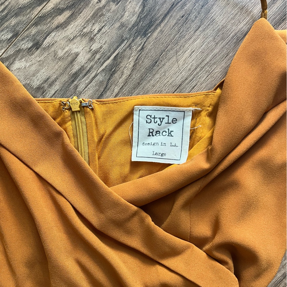 NEW Style Rack Romper - Picture 5 of 6